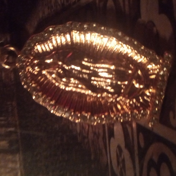 Religious Jewelry Set - Picture 5 of 5